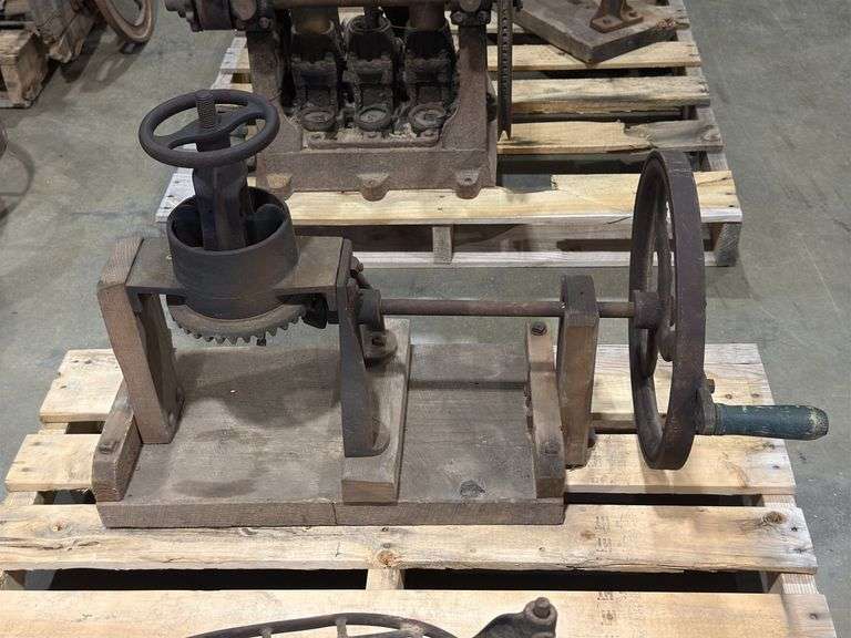 Cider Press image