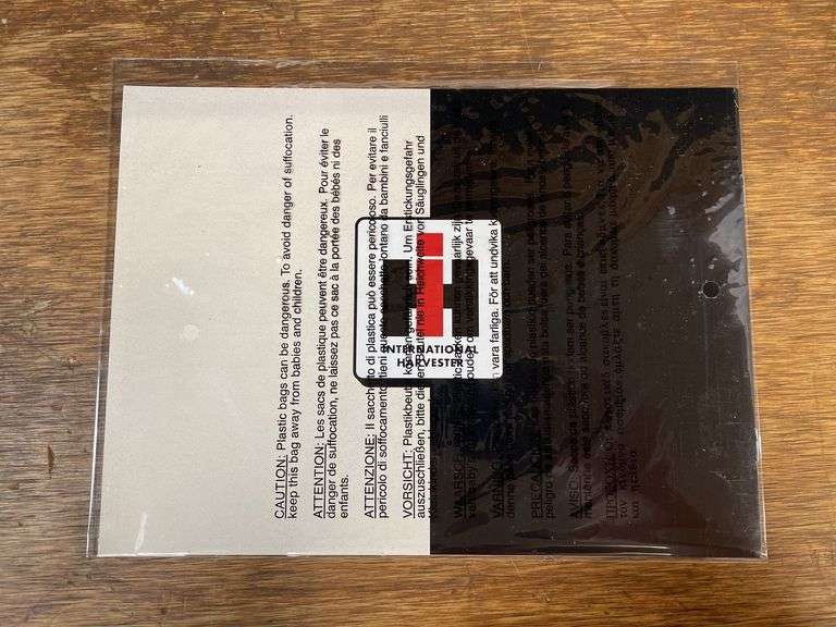 1/16 Farmall 706 Precision NIB Ertl