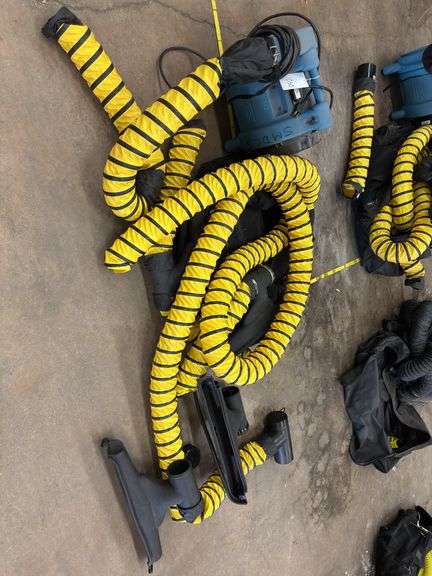 Dri-Eaz Air Wolf Commercial Blower Fan, Hoses, and Attachments…Model: F228