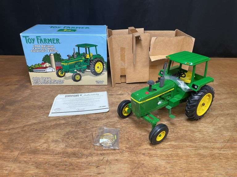 1/16 John Deere 4230 1998 NFTS NIB Ertl image