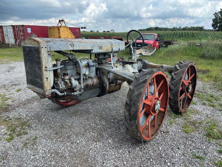 Massey-Harris GP 4WD image