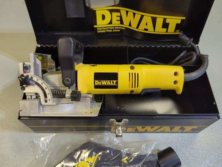 DeWalt DW682 - Plate Joiner
