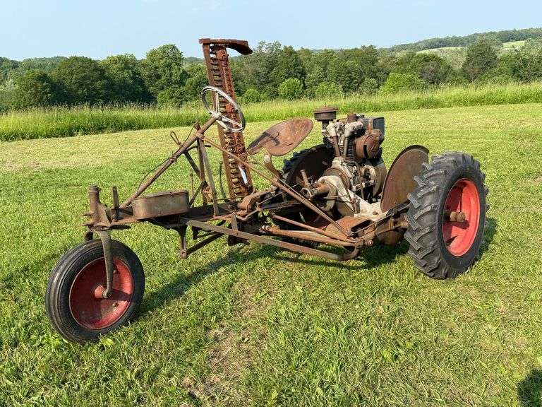 Kiva Mower Tractor image
