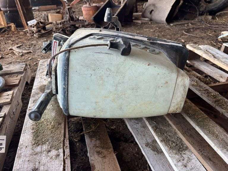 Oliver Outboard Model J Motor