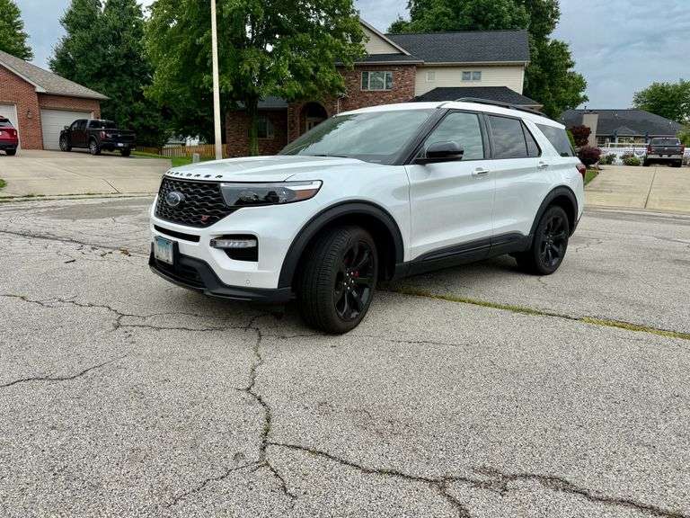2023 Ford Explorer ST Performance - 2,391 Miles - VIN # 1FM5K8GC9PGC33130 image