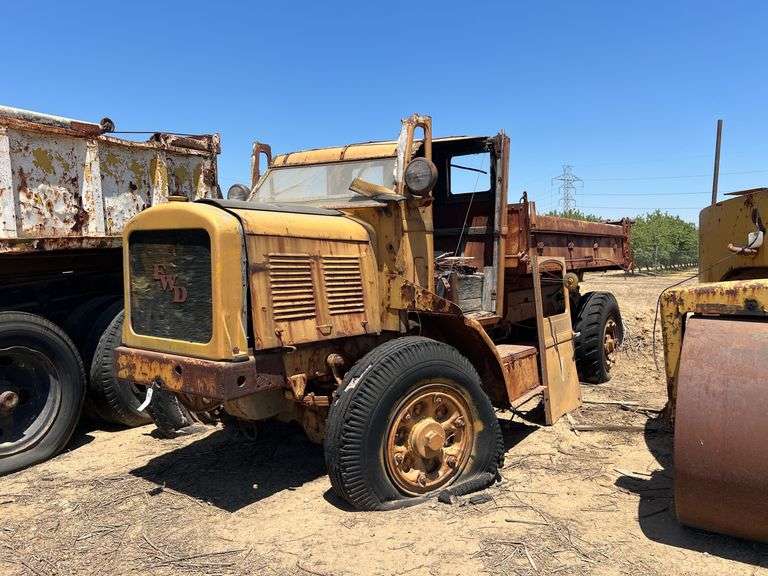 FWD Dump Truck image