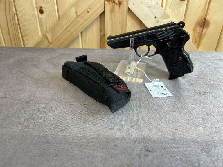 VZOR Model 70 7.65mm/ .32 ACP Semiauto Pistol image