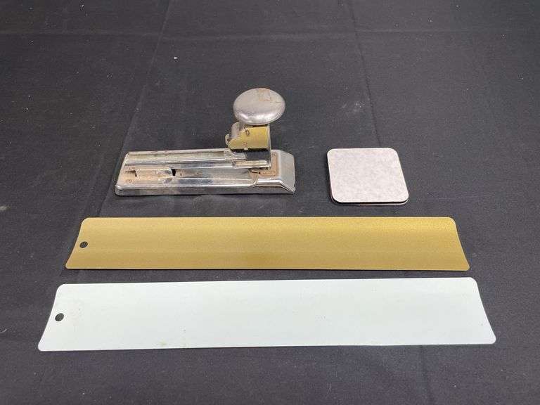 (4) IH Stapler, Rulers, Badge