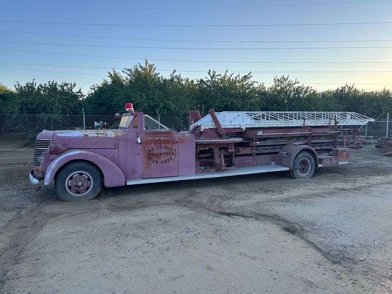 American LaFrance Ladder Truck image