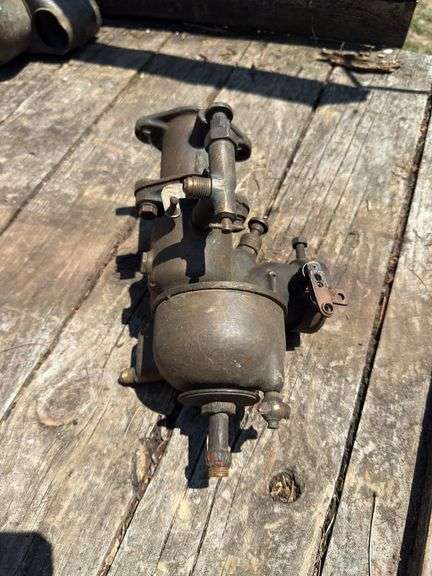 Case Crossmotor Carburetor image
