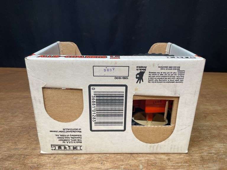 1/16 AC D21 NIB Ertl