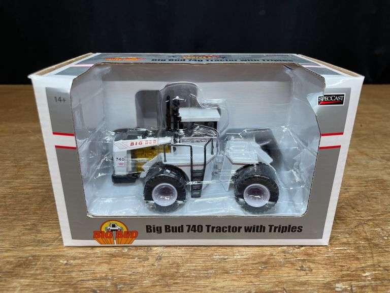 1/64 Big Bud 740 Prairie Monster Series NIB SC image