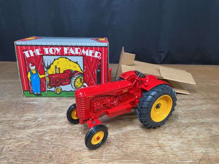 1/16 MH 55 1992 NFTS NIB Ertl image
