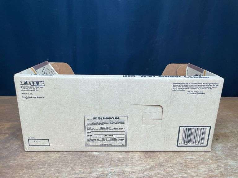 1/16 Case W30 Wheel Loader NIB Ertl