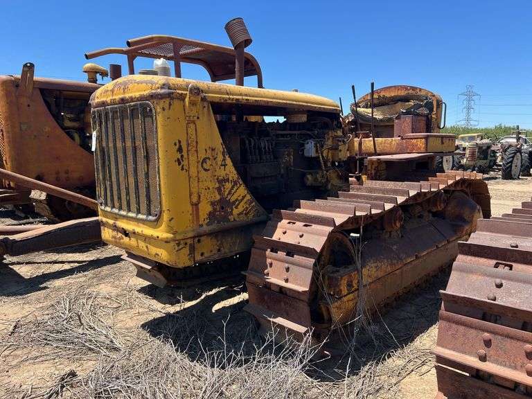 Caterpillar D6 image