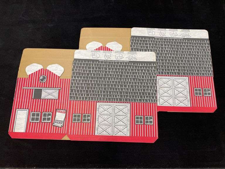 (2) 1/16 IH Cardboard Barn Ertl image