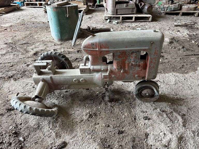 Eska Allis Chalmers CA Pedał Tractor image