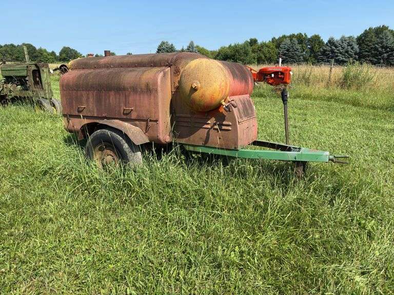Leroi Gas Powered Air Compressor image
