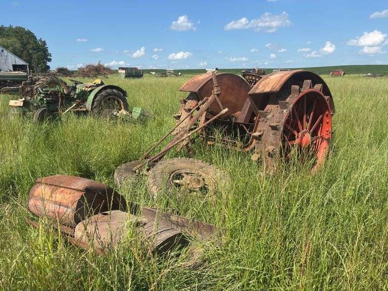 Allis Chalmers 25-40 Parts image