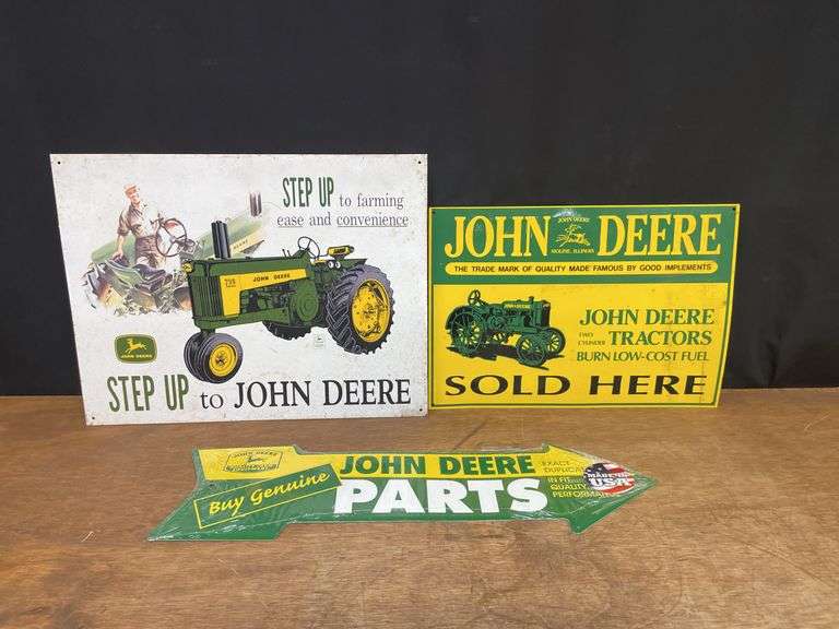 (3) John Deere SST Signs image