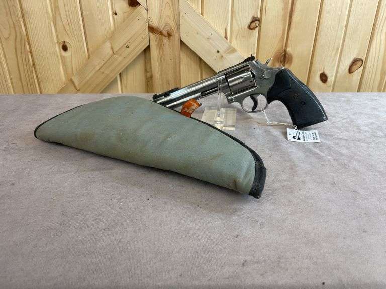 S&W Model 686 .357 Magnum DA Revolver image