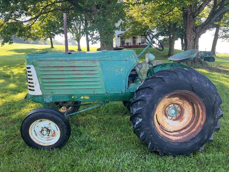 Oliver 66