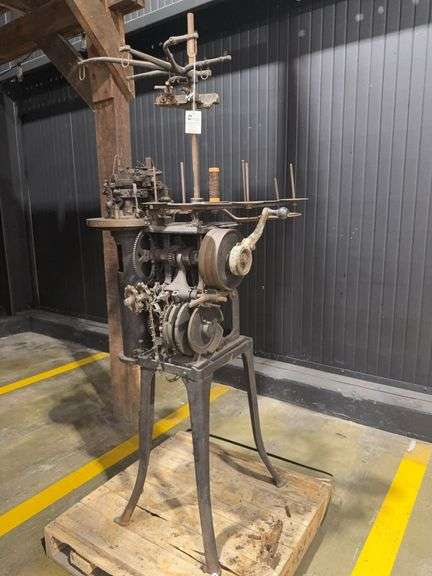 Circular Knitting Machine image