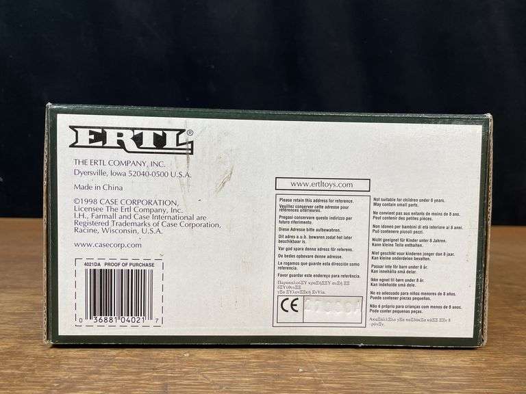 1/16 Farmall C Collector NIB Ertl