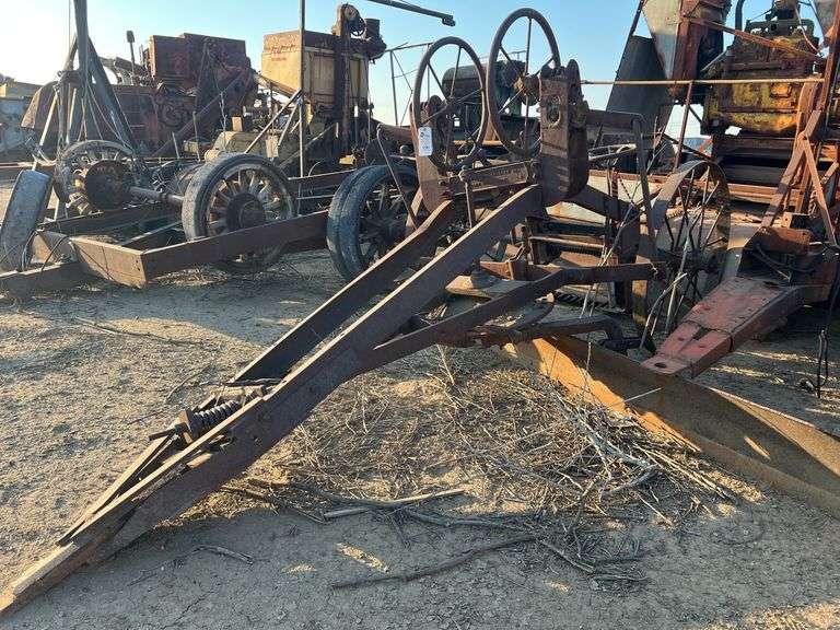 Pull Type Grader Blade image