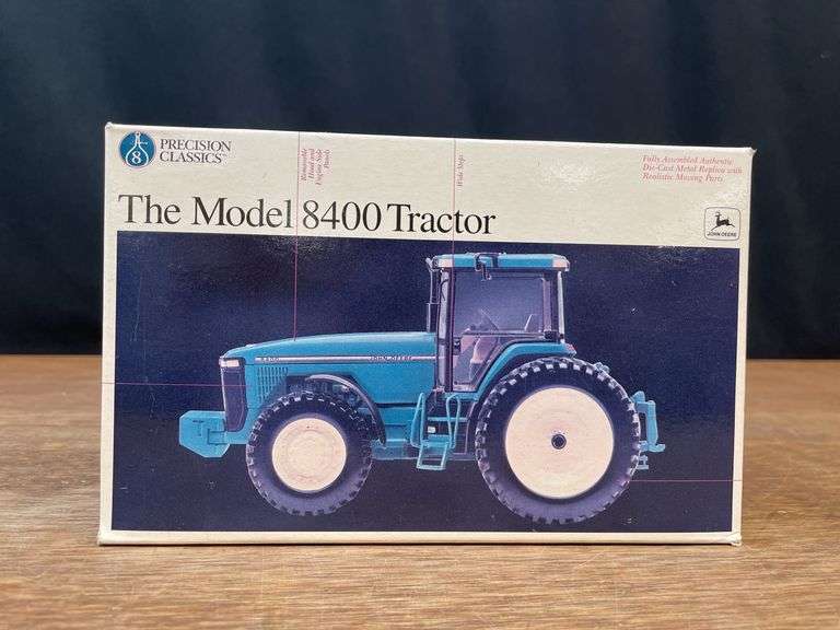 1/32 John Deere 8400 Precision NIB Ertl image