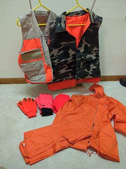 Hi Visibility Lot - Vests/Gloves/Rain Gear image