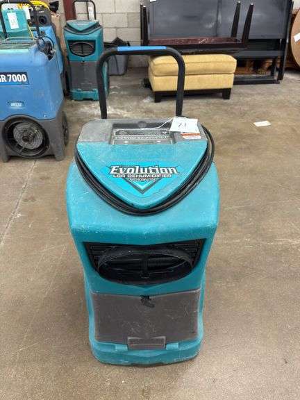 Drieaz Dehumidifier Console Model # F292-SM Total Hours 5577 image