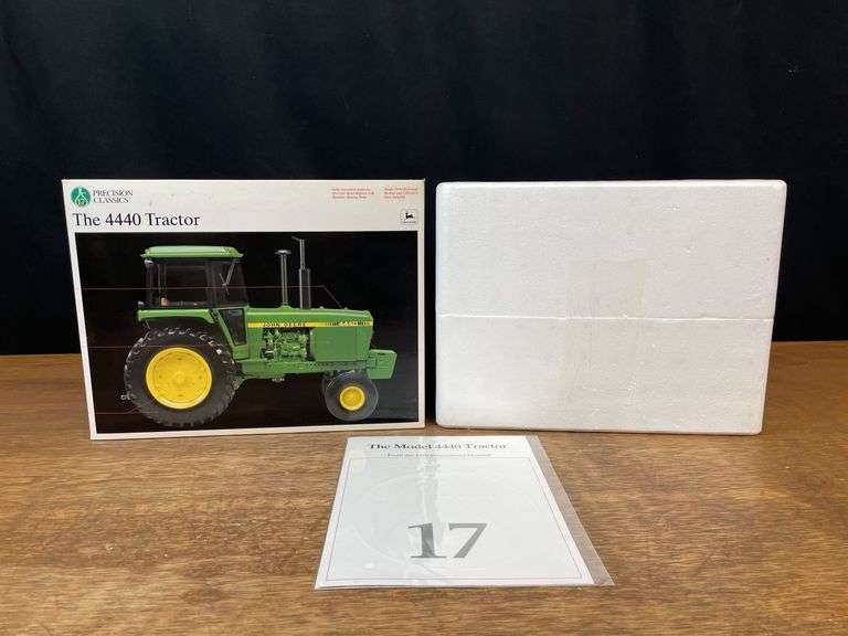 1/16 John Deere 4440 Precision NIB Ertl image