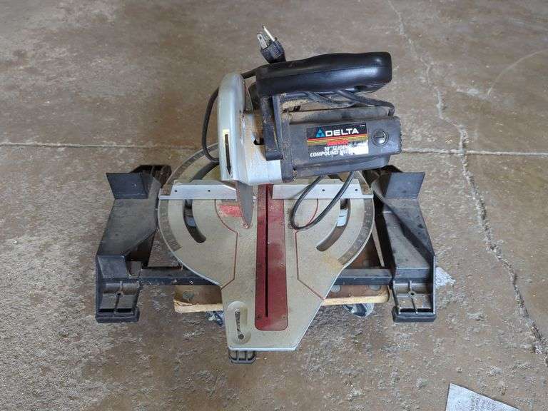 Delta 10" Sliding compound Miter Saw