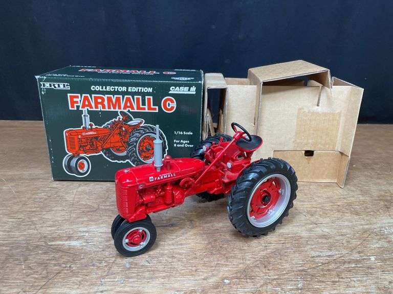 1/16 Farmall C Collector NIB Ertl image
