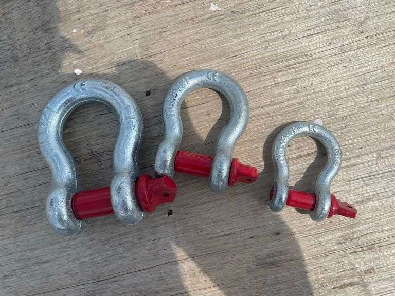 (3) Pins and Clevis image