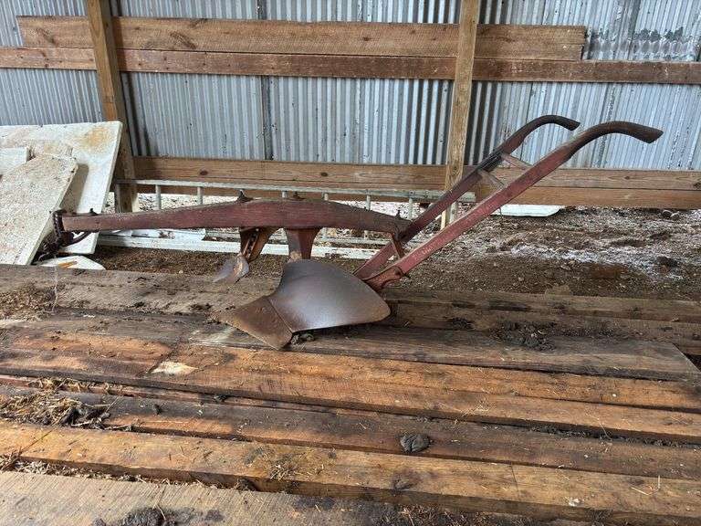 Oliver Chilled Plow Works 15” Walking Plow image