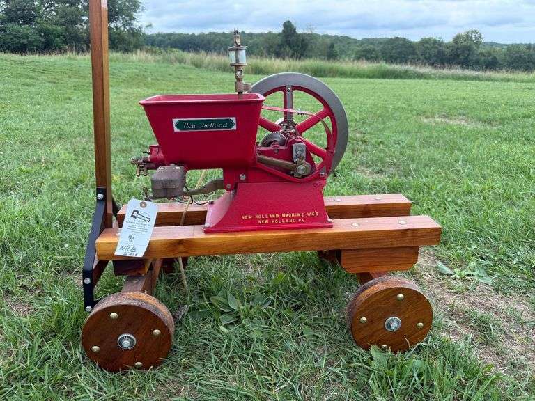 Half Scale New Holland 1.5hp Engine image