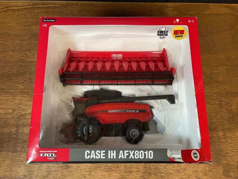 1/32 Case-IH 8010 Combine NIB Ertl image