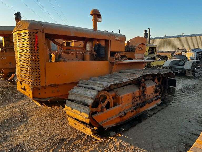 Cletrac DGH Crawler image