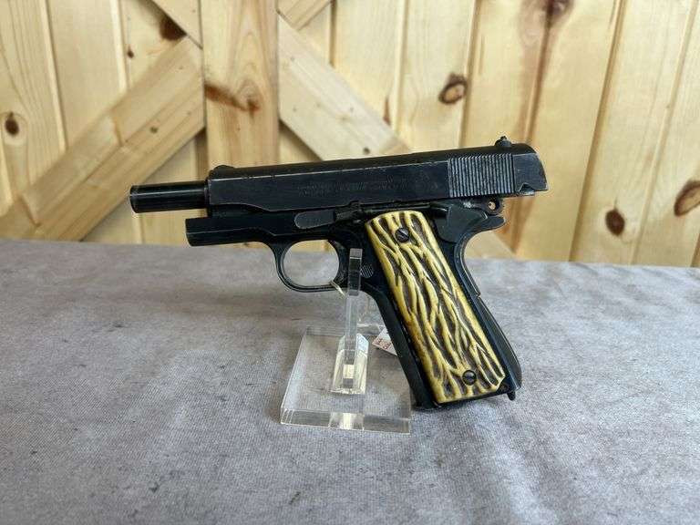 Colt Commander Model .45 ACP Semiauto Pistol image