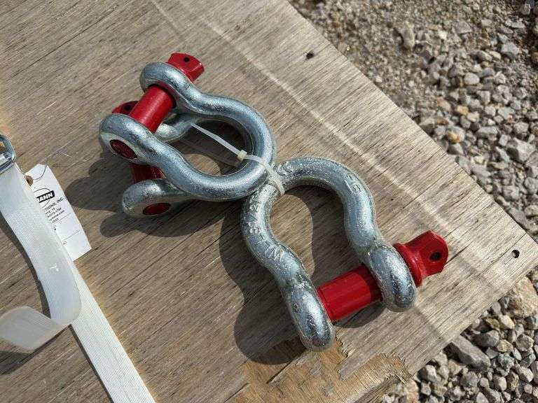 (3) Pins and Clevis image