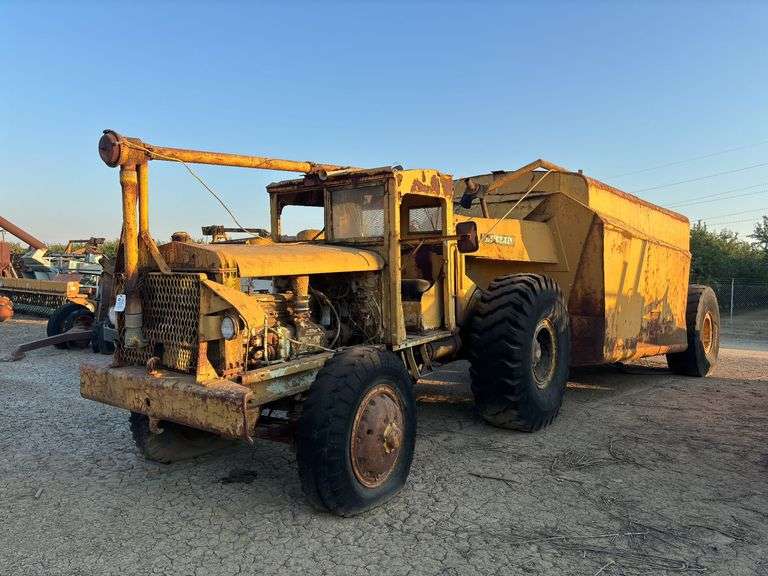 Euclid Tractor Tanker image