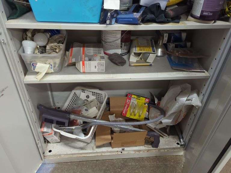 5 ft x 3 ft Cabinet with Contents Lot