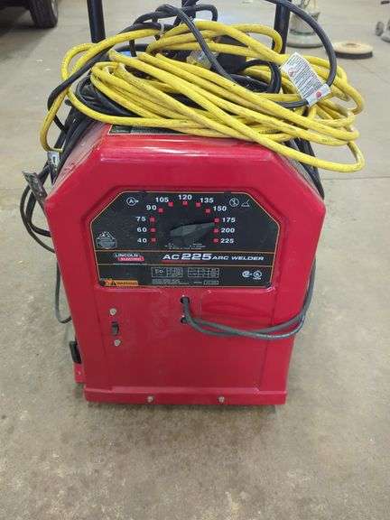 Lincoln Electric AC 225 Arc Welder