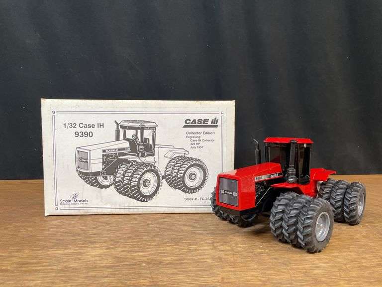 1/32 Case-IH 9390 1997 Collector NIB SM image