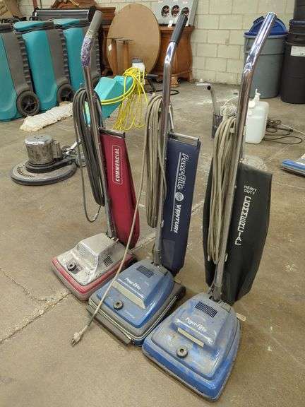 (3) Powr-Flite Vibra Kleen - Commercial Vacuums image