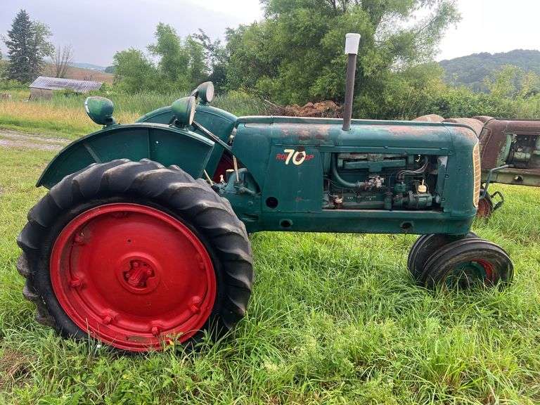 Oliver 70