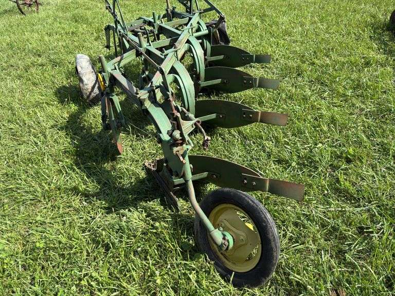 4 Bottom International Plow