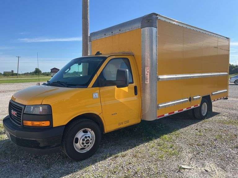 2018  GMC  Savana Box Truck